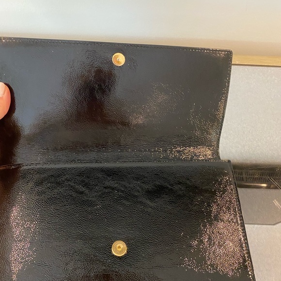 YSL belle de hour crashed patent leather clutch - Picture 6 of 8